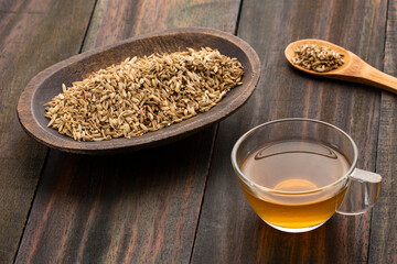 Infusion of Foeniculum vulgare - Hot medicinal fennel tea