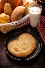 Oreja. Mexican sweet bread made with puff pastry, its name comes from its shape similar to that of ears, of French origin, where it is known as Elephant Ear or Palmier Puff Pastry.