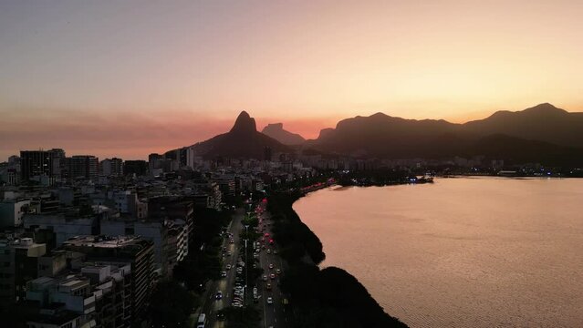 Rio de Janeiro. Lagoa Dois Irm&atilde;os Leblon. Por do Sol
Drone 
