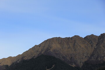 ニュージーランドの風景/岩山の稜線