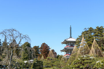 仙台　雪の輪王寺庭園
