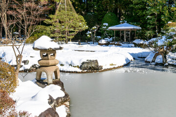 仙台　雪の輪王寺庭園
