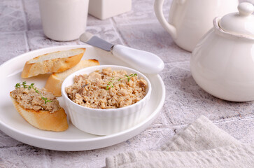 Fish pate with bread