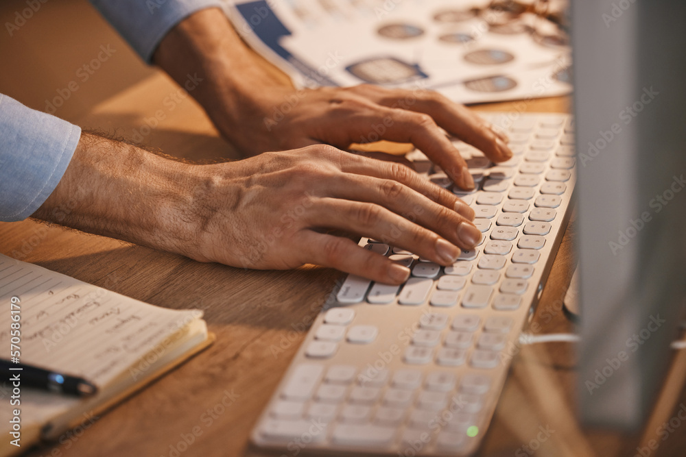 Fototapete Business man, hands and coding with keyboard zoom, analytics and IT code, work overtime with deadline. Working night, email and programming with software update and communication with programmer
