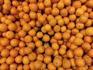 oranges in the market