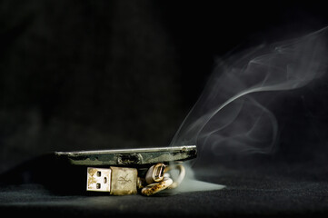 mobile phone battery explode with catch fire in line charger