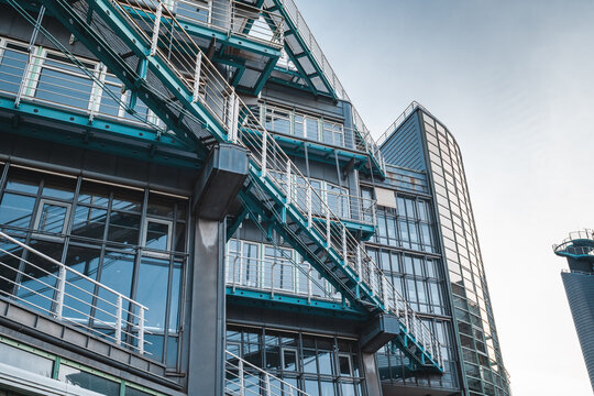 Gruner + Jahr Publishing House Modern Building Headquarters - Hamburg, Germany