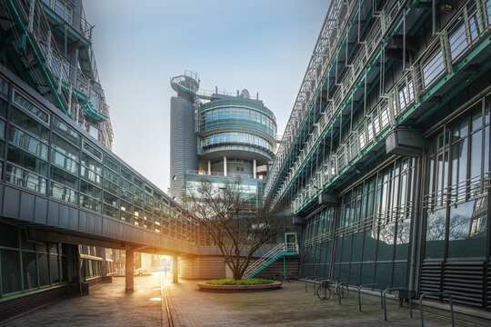 Gruner + Jahr Publishing House Modern Building Headquarters - Hamburg, Germany