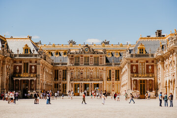 Fototapeta na wymiar chateau de versailles in paris france pariz park nature fountain
