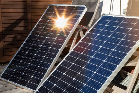  Balkonkraftwerk / Solarpannel / Solarenergie / Grüne Energie / Selbst PV Anlage / Stromerzeugung / Energiewende / Energie / steigende Stromkosten / Autark