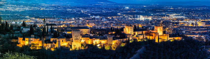 Fototapeta na wymiar La Alhambra Granada skyline night panorama