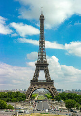 Fototapeta na wymiar Eiffel tower in Paris