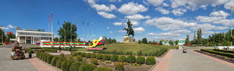 Fototapeta na wymiar Alexander Suvorov square in Tiraspol, Transnistria