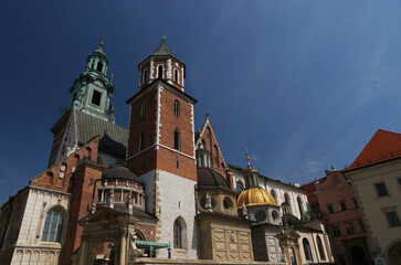 Fototapeta na wymiar Wawel Royal Castle in Cracow, Poland