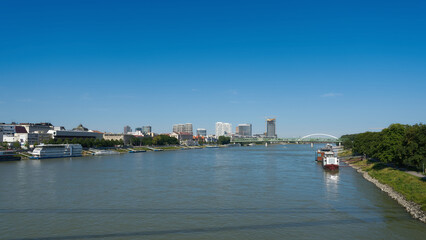 Naklejka premium Stadtansicht des modernen Teils von Bratislava, der Hauptstadt der Slowakei