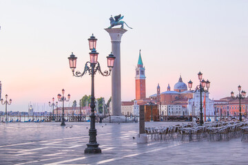 Fototapeta premium Beautiful view of the Doge's Palace and St. Mark's column on Piazza San Marco in Venice, Italy