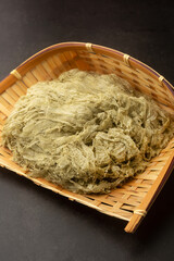 とろろ昆布
