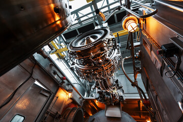 Installation of a gas turbine engine to generate electricity after repair and maintenance