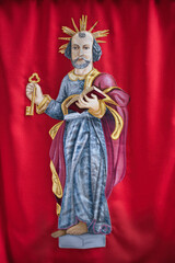 Naklejka premium statue of st. peter chapel age awe belief devotion father figure figures iconic power showing prayer signpost sorrow spiritual strong tradition