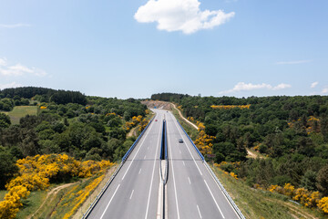 viaductos y carreteras desde el aire