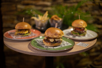 Burgers in Love 