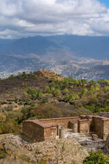 Fototapeta na wymiar Beautiful view of the ancient ruins of the Mayan city of Monte Alban.