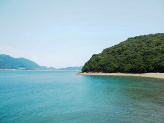 広島県の仙酔島に向かう船からの景色（7月）