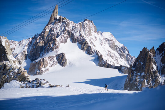 Ski touring in front of the Dent du Geant