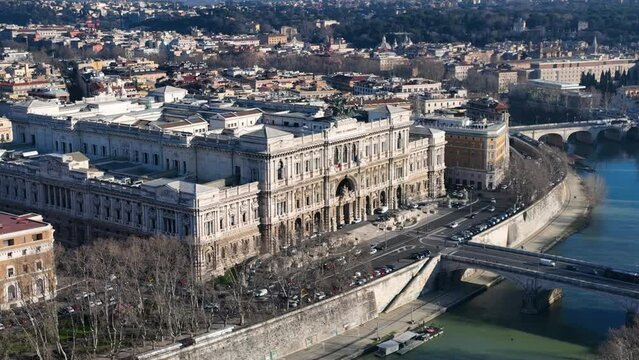 Il "Palazzaccio", sede della suprema Corte di Cassazione. Italia.
Vista aerea dell'edificio del tribunale di Roma. 