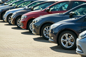 row of used cars. Rental or automobile sale services - 571203136