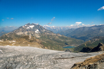 Fototapeta na wymiar Glacier de la Grande Motte, massif de la Vanoise, Tignes, Savoie, 73, France