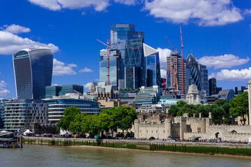Fototapeta premium View of the City of London over the Thames