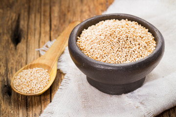 quinoa grains in container, healthy cereal, close-up image