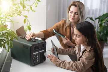 The inverter generator charges the power bank battery