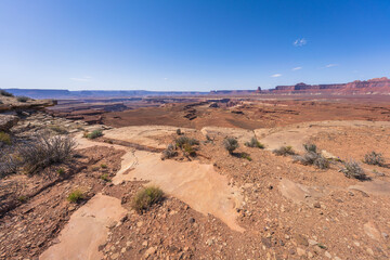 hiking the murphy trail loop in the island in the sky in canyonlands national park, usa