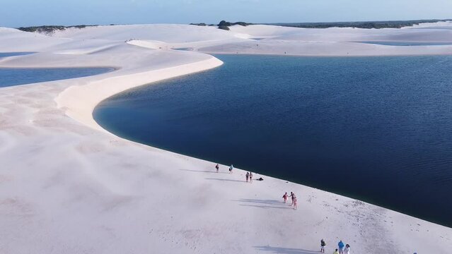 Imagens Aereas dos Len&ccedil;ois Maranheses Barreirinhas Brasil