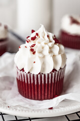 cupcakes with whipped cream red velvet