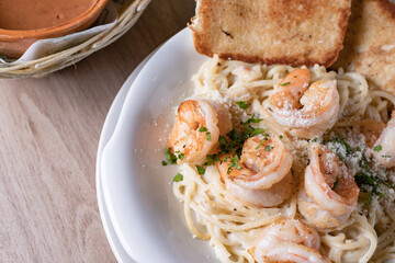 shrimp with pasta