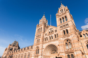 Exterior facade of the Natural History Museum (London)