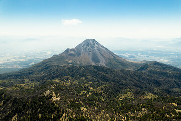 Fototapeta premium Bosque del Nevado de Colima
