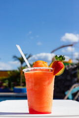 daiquiri de frutos rojos (tragos) 