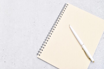 ペンとノート