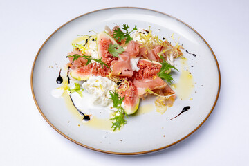 Fig and parma ham salad, shredded mozzarella