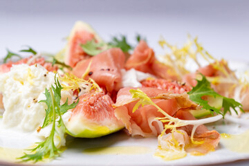 Fig and parma ham salad, shredded mozzarella