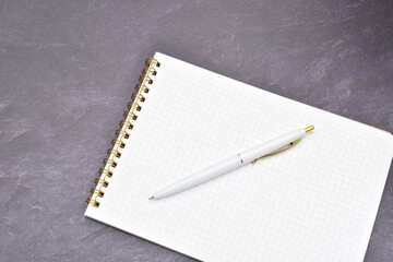 ペンとノート