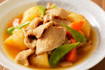 肉じゃが　Pork and potato stew