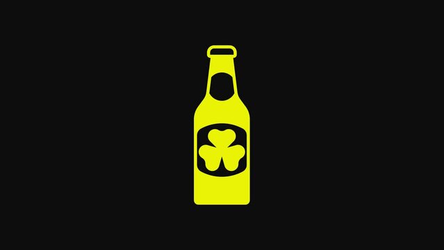 Yellow Beer bottle with clover trefoil leaf icon isolated on black background. Happy Saint Patricks day. National Irish holiday. 4K Video motion graphic animation