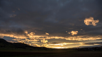 Sonnenuntergang im Albvorland