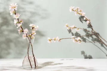 Foto op Aluminium 桜の一輪挿し　インテリア © Hiroyuki