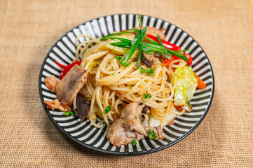米粉麺の塩焼きそば